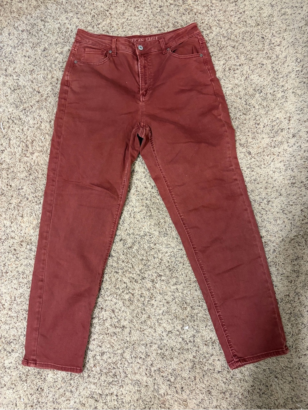 American Eagle Outfitters High-Rise Jeans in Burgundy